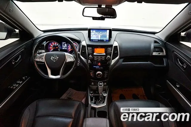 KG_Mobility_Ssangyong TIBOLI 2016 thumb 7