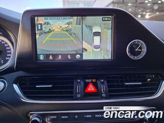 Hyundai Grandeur 2017 thumb 9