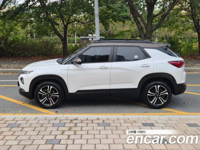 ChevroletGMDaewoo TrailBlazer 2021 thumb 4
