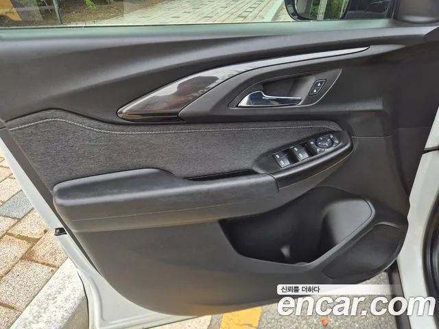 ChevroletGMDaewoo TrailBlazer 2021 thumb 6