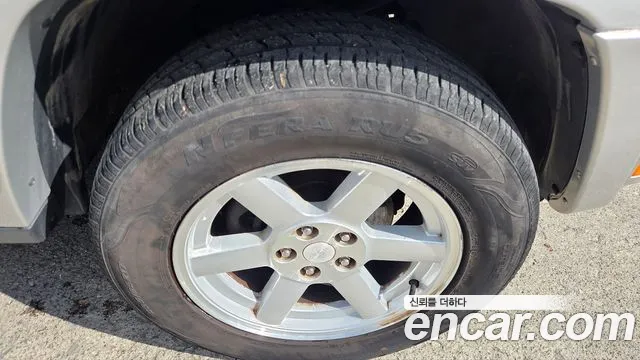 Jeep Cherokee 2005 thumb 8