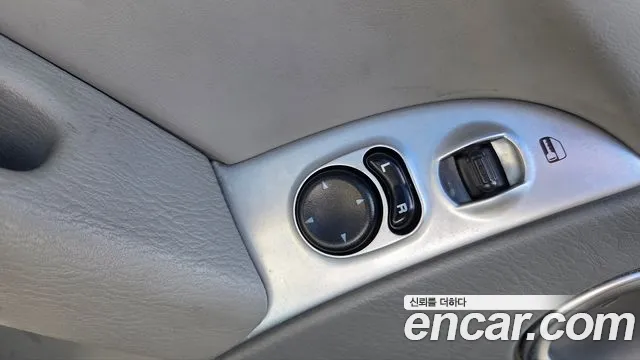 Jeep Cherokee 2005 thumb 10