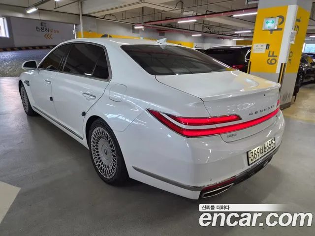Genesis G90 2021 thumb 2