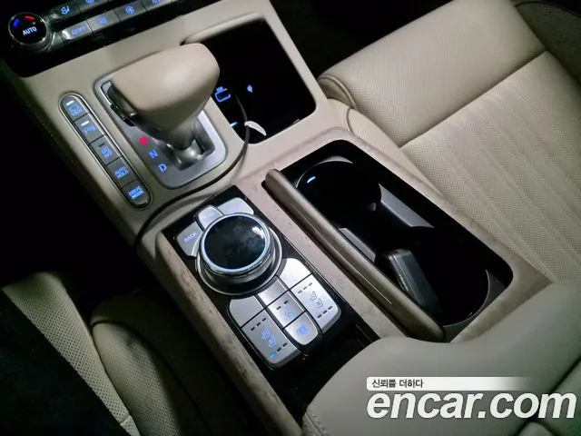Genesis G90 2021 thumb 9