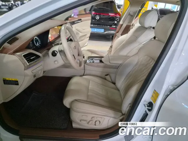 Genesis G90 2021 thumb 10