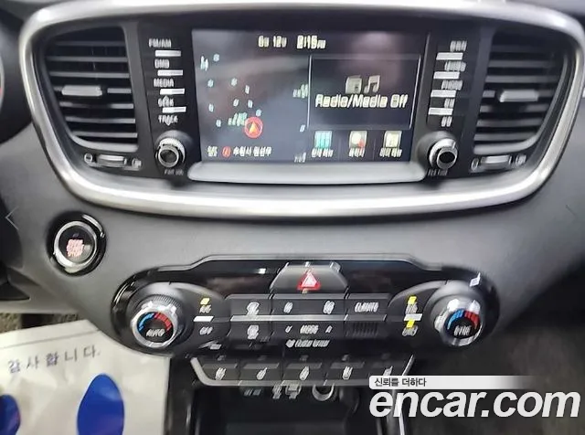 Kia Sorento 2015 thumb 10