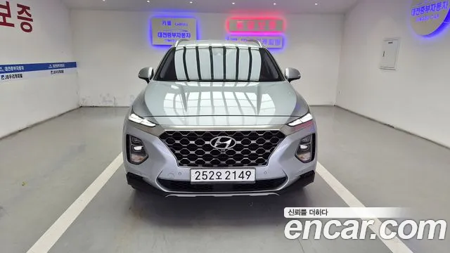 Hyundai Santa Fe 2018 thumb 10