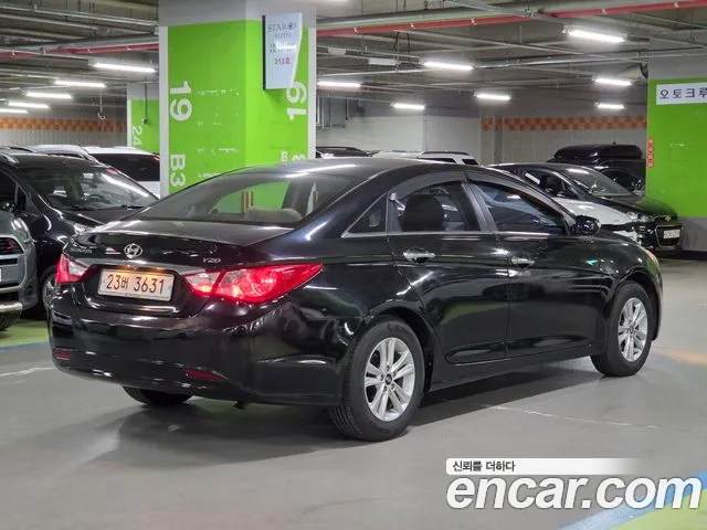 Hyundai Sonata 2011 thumb 6