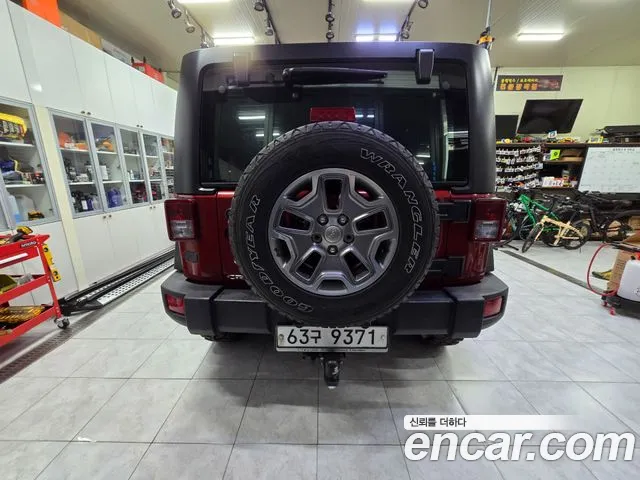 Jeep Wrangler 2011 thumb 2