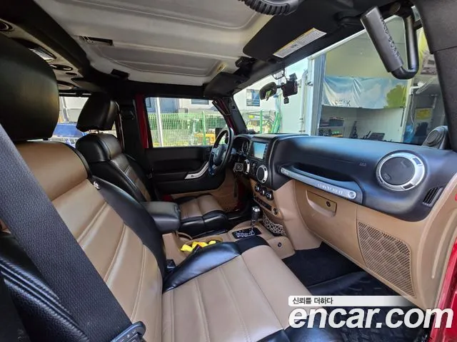 Jeep Wrangler 2011 thumb 5