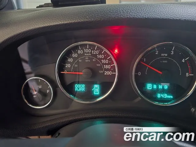 Jeep Wrangler 2011 thumb 8