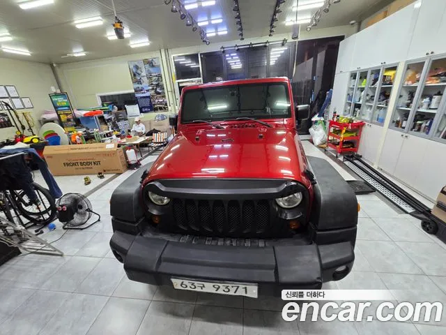 Jeep Wrangler 2011 thumb 12