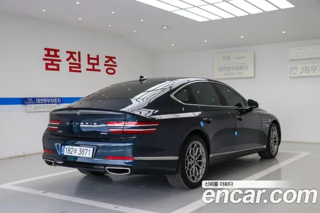 Genesis G80 2022 thumb 4