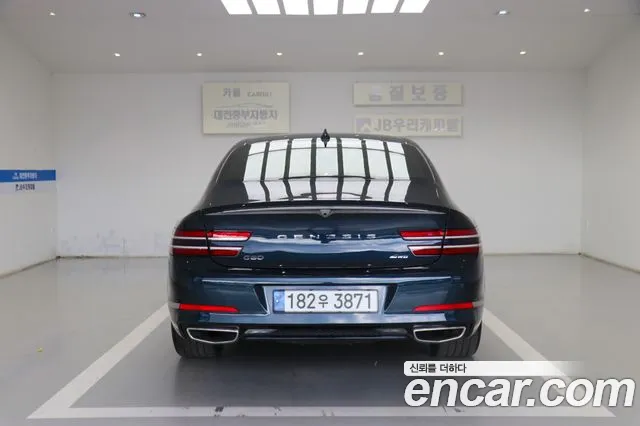 Genesis G80 2022 thumb 5
