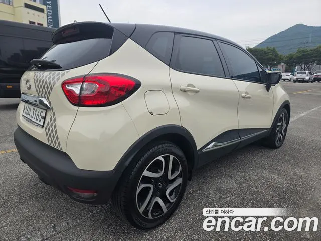 Renault-KoreaSamsung Captur 2014 thumb 2