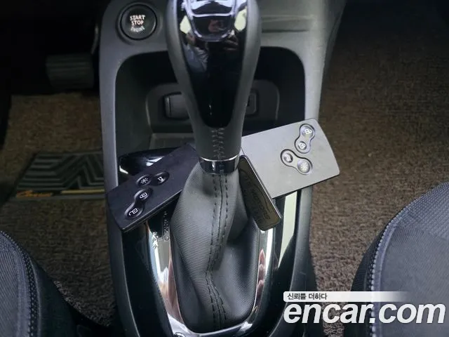 Renault-KoreaSamsung Captur 2014 thumb 9