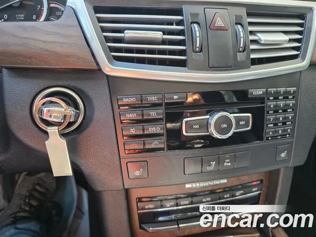 Mercedes-Benz E-Класс 2013 thumb 5