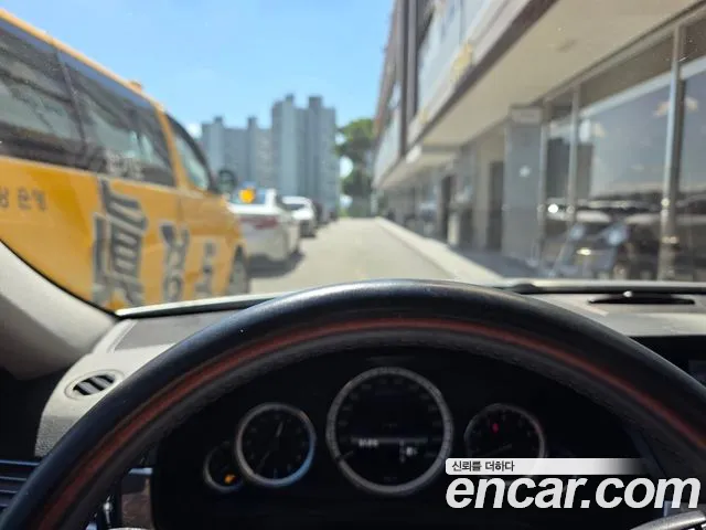 Mercedes-Benz E-Класс 2013 thumb 9