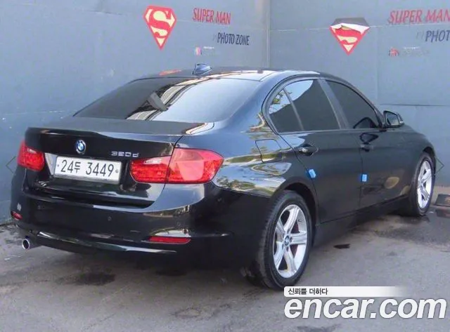 BMW 3-Series 2014 thumb 4