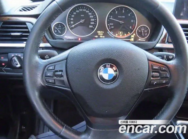 BMW 3-Series 2014 thumb 5