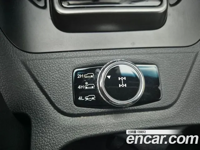 KG_Mobility_Ssangyong Rexton 2021 thumb 12