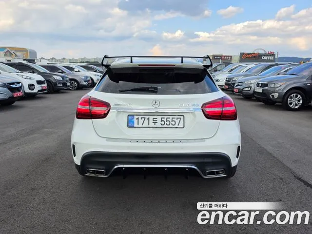 Mercedes-Benz GLA 2019 thumb 4