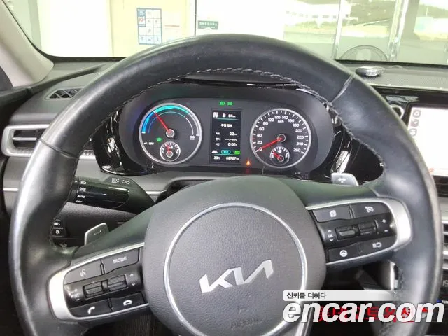 Kia K5 2023 thumb 4