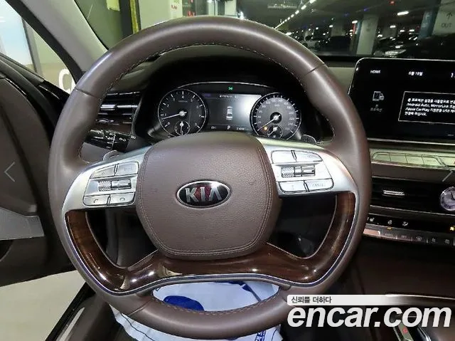 Kia K9 2018 thumb 8