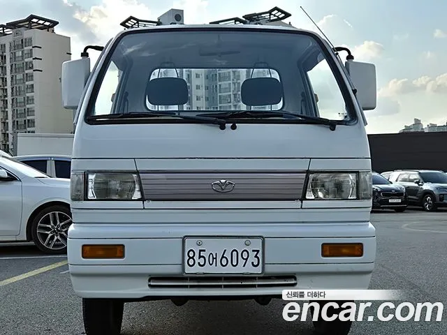 ChevroletGMDaewoo labo 2010 thumb 3