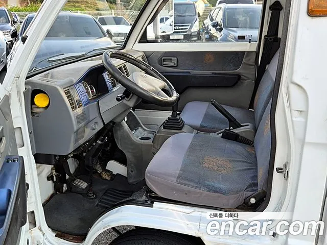 ChevroletGMDaewoo labo 2010 thumb 7