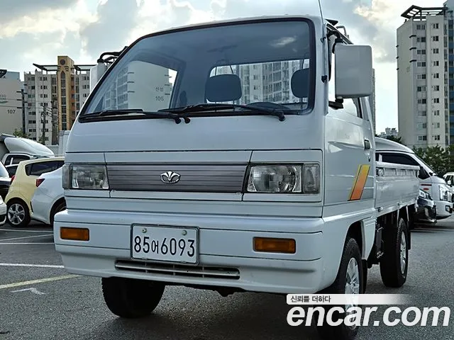 ChevroletGMDaewoo labo 2010 thumb 12