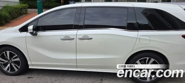 Honda Odyssey 2019 thumb 2