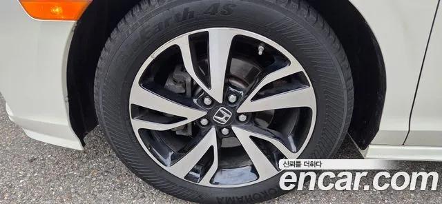 Honda Odyssey 2019 thumb 5