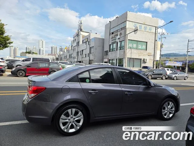 ChevroletGMDaewoo Cruze 2014 thumb 3