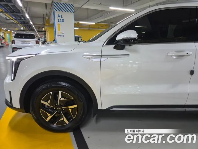 Kia Sorento 2023 thumb 5