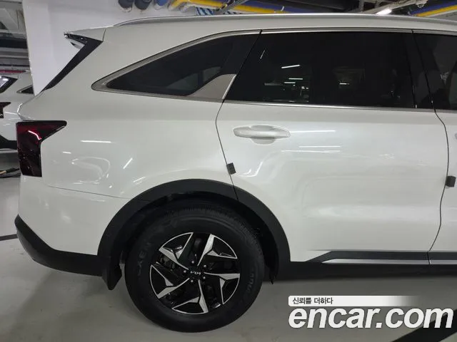 Kia Sorento 2023 thumb 8