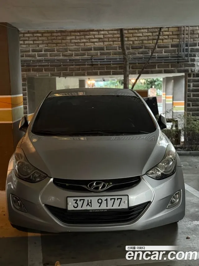 Hyundai Avante 2011 thumb 2