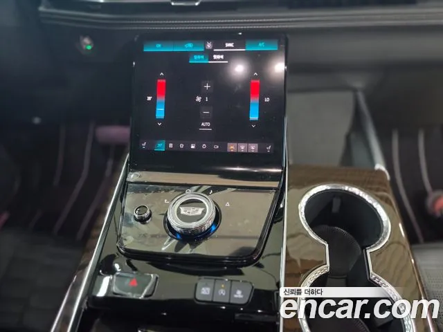 Cadillac Escalade 2026 thumb 9