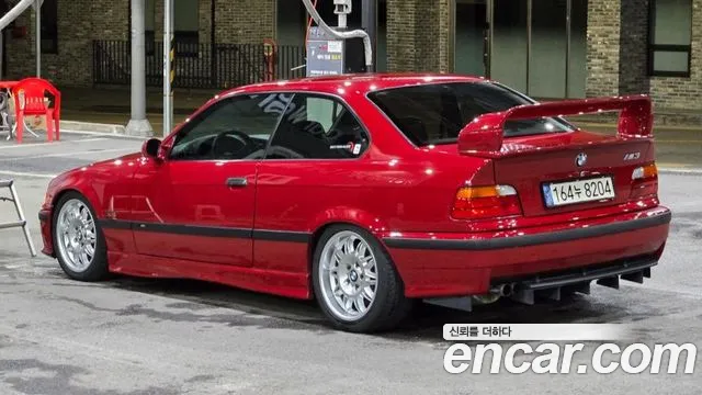 BMW M3 1994 thumb 2