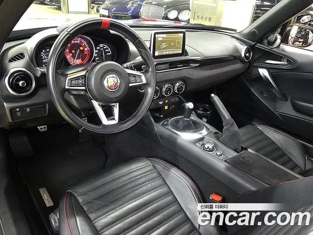 Fiat 124 2019 thumb 10