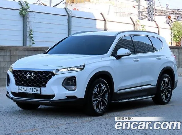 Hyundai Santa Fe 2018 thumb 2