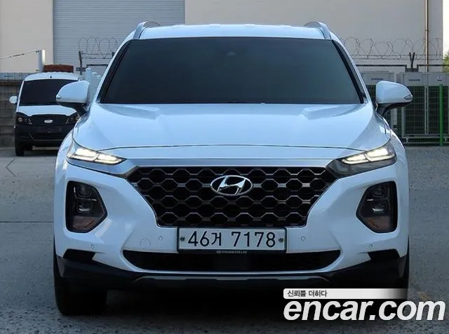 Hyundai Santa Fe 2018 thumb 12