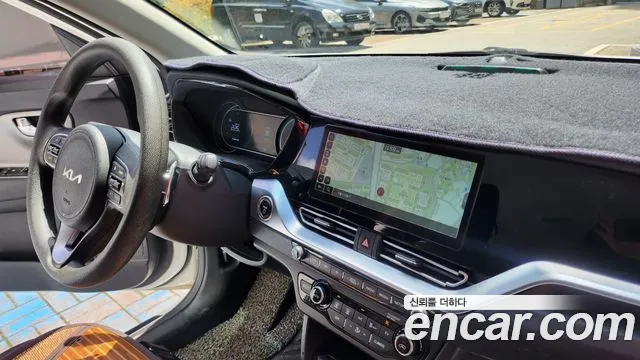 Kia Niro 2021 thumb 6