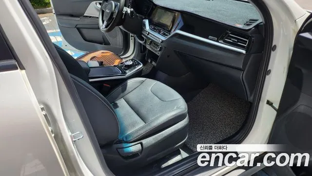 Kia Niro 2021 thumb 7