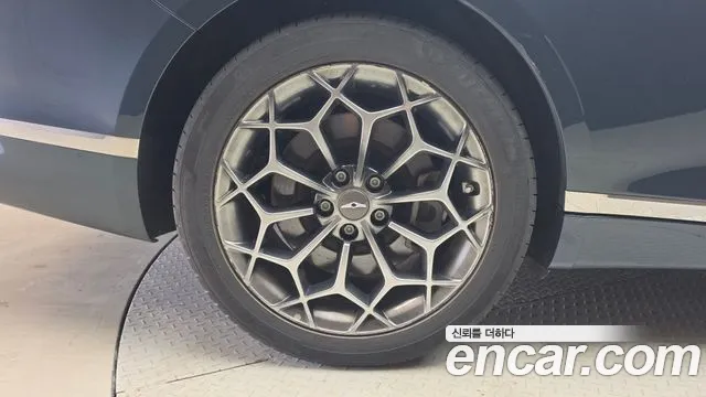 Genesis G80 2022 thumb 5