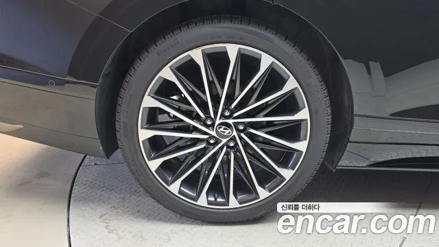 Hyundai Grandeur 2023 thumb 5