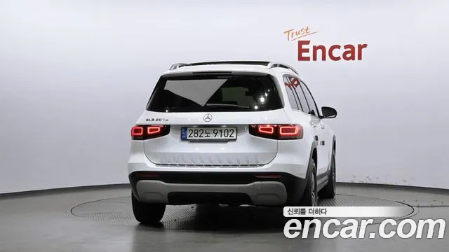 Mercedes-Benz GLB 2021 thumb 4