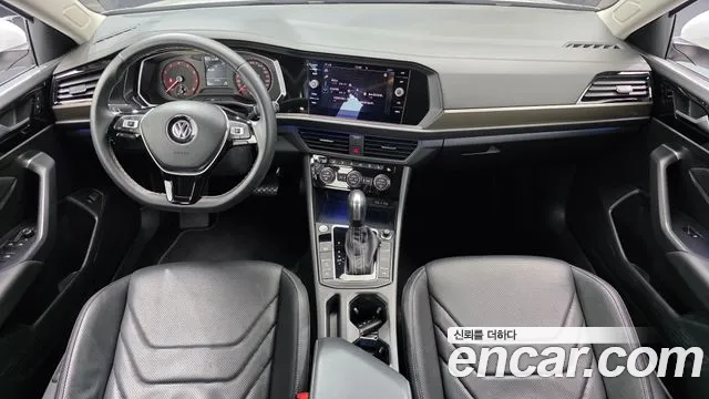 Volkswagen Jetta 2021 thumb 6