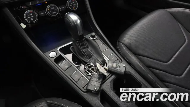 Volkswagen Jetta 2021 thumb 8