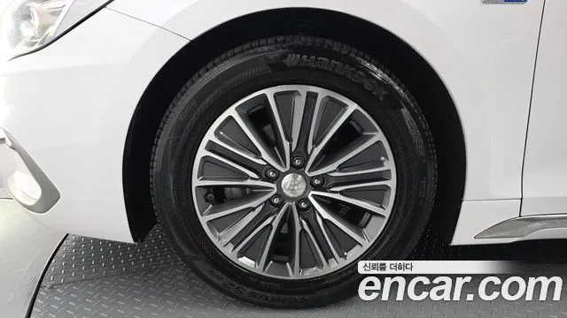 Hyundai Grandeur 2017 thumb 4